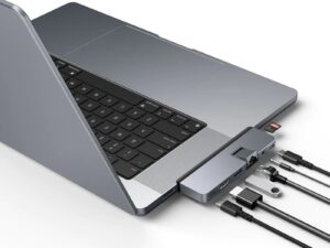 1758715688-36 1758715688-36