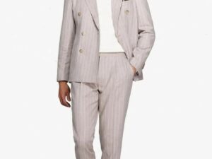 1759387632-58 1759387632-58