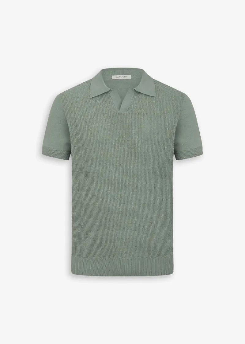 1759407247-18 1759407247-18