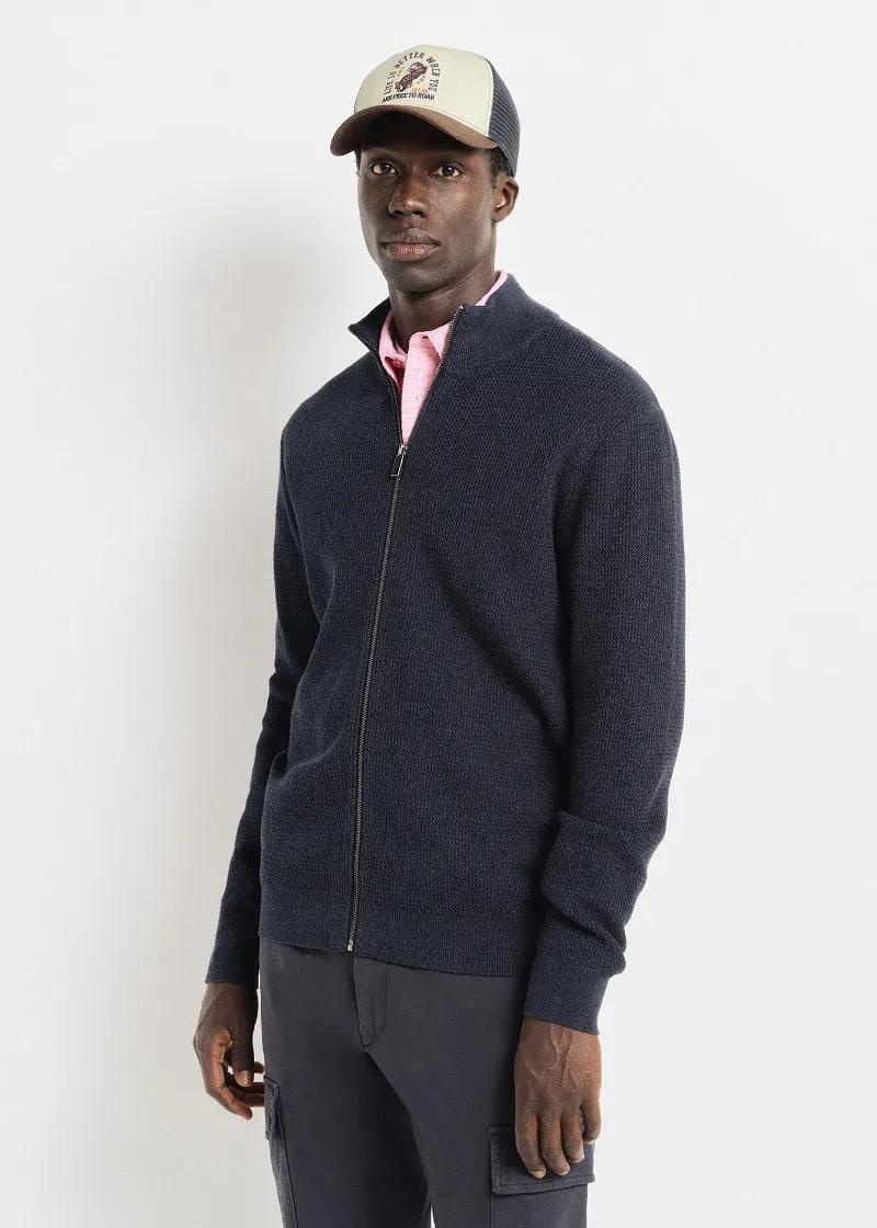 1759410524-85 1759410524-85