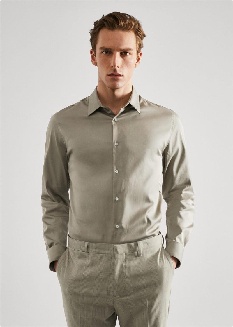 1759411488-30 1759411488-30