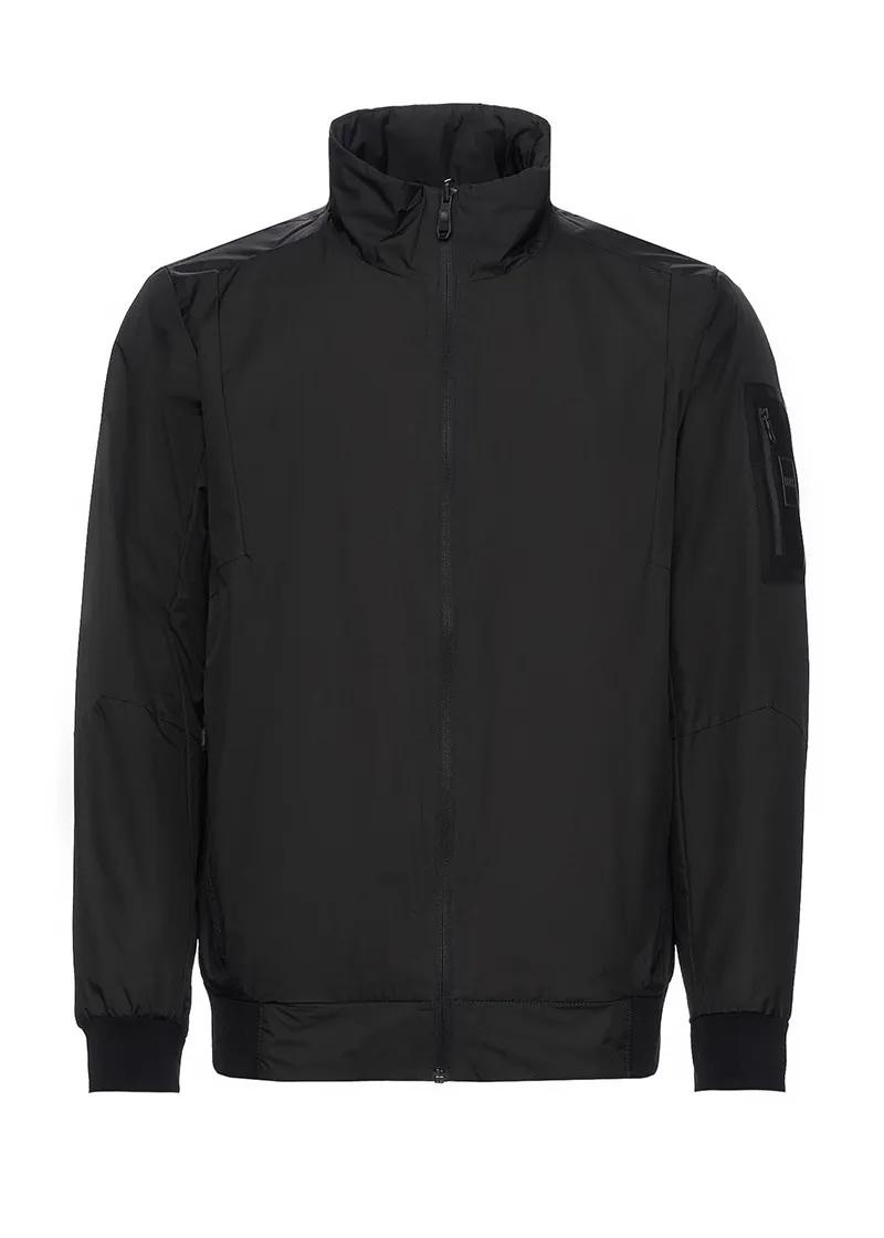 1759413285-82 1759413285-82