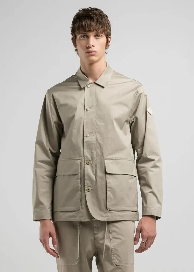 1759413431-140 1759413431-140