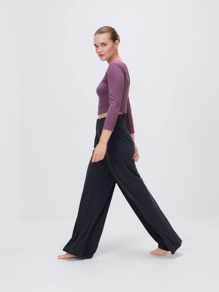 1759847036-483 1759847036-483