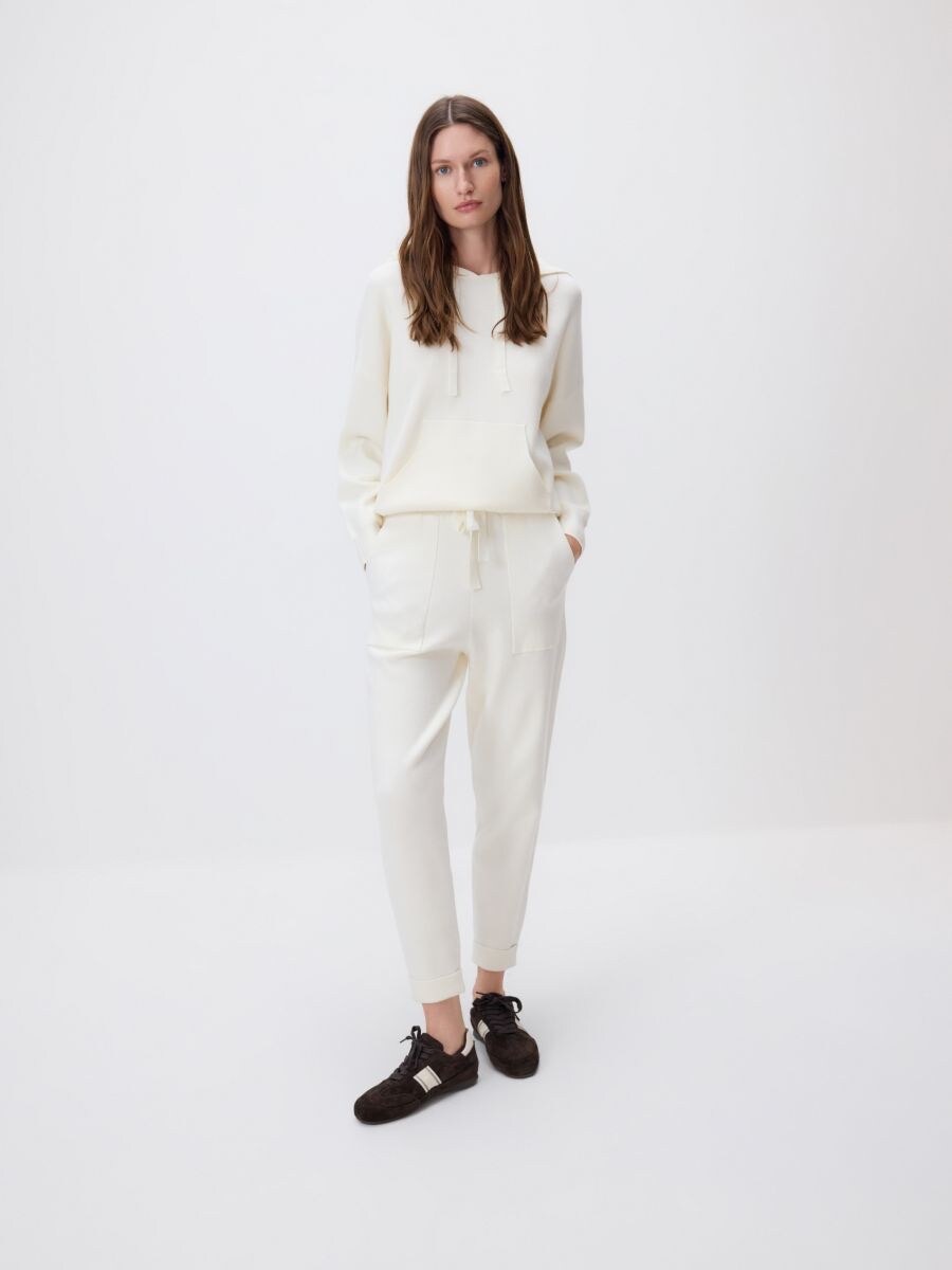 1759847048-487 1759847048-487