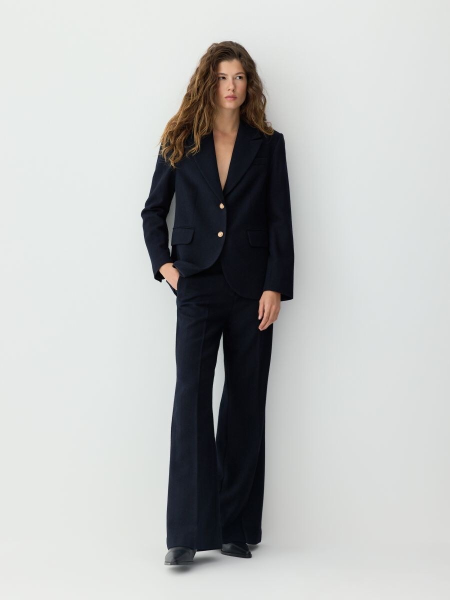 1759847256-555 1759847256-555