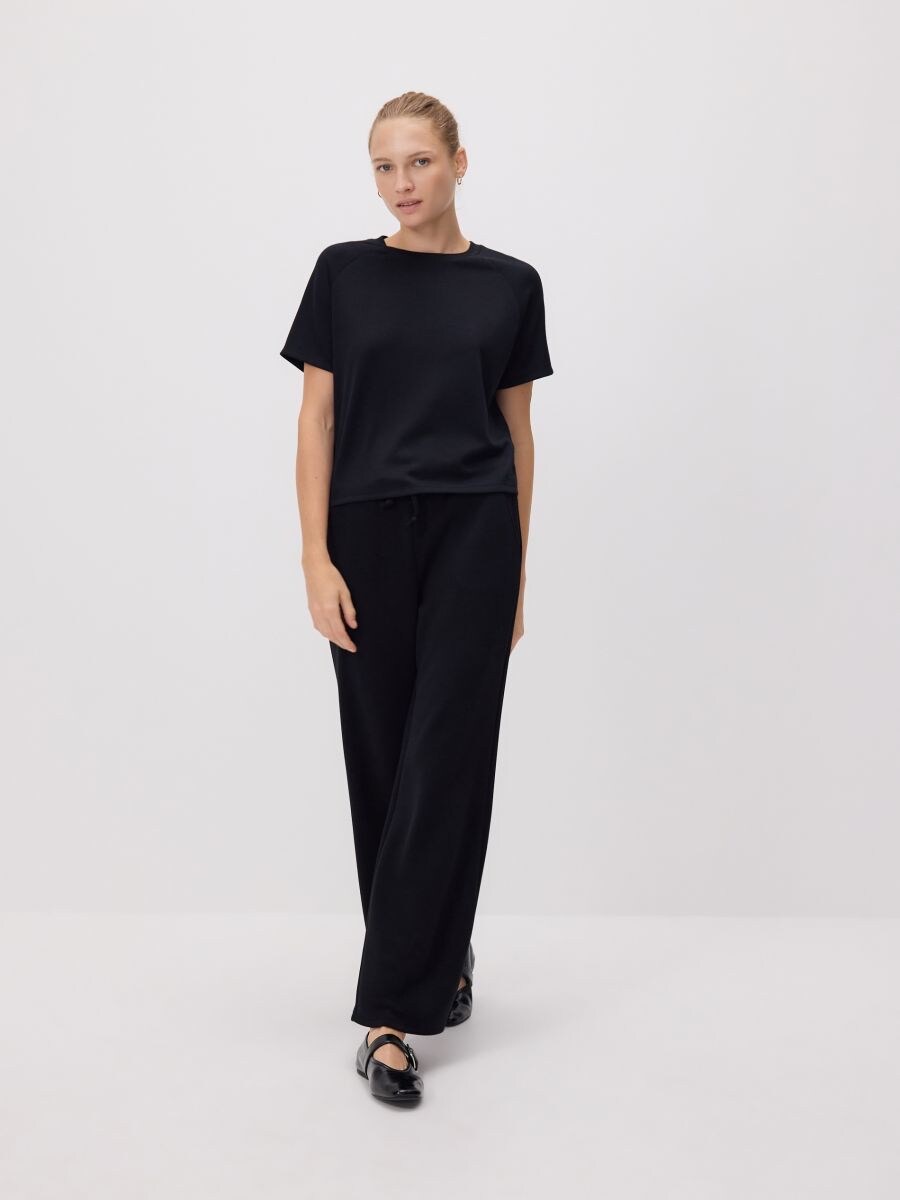 1759847360-588 1759847360-588