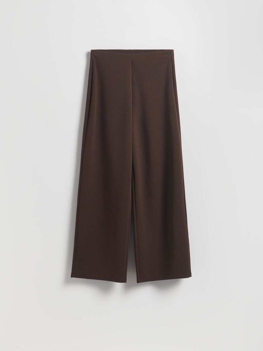 1759847381-595 1759847381-595