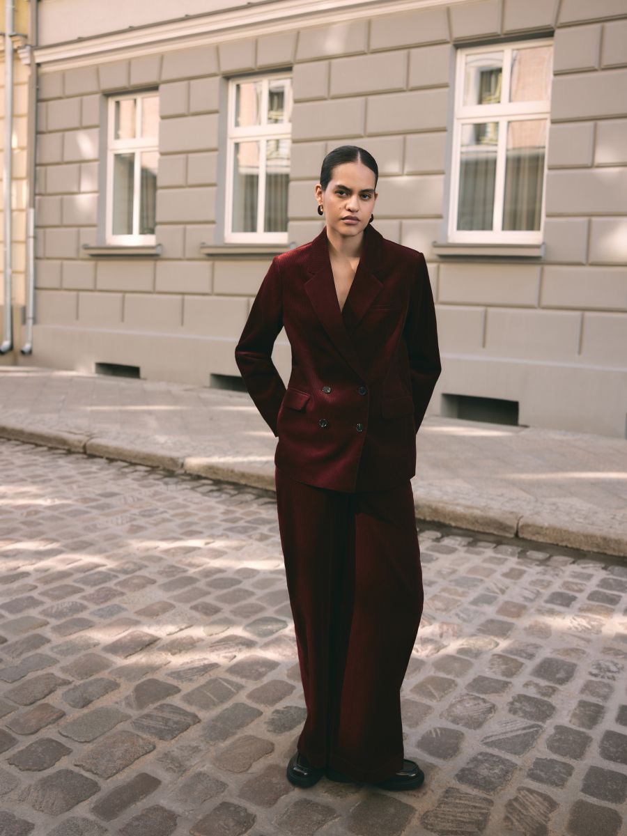 1759847413-605 1759847413-605