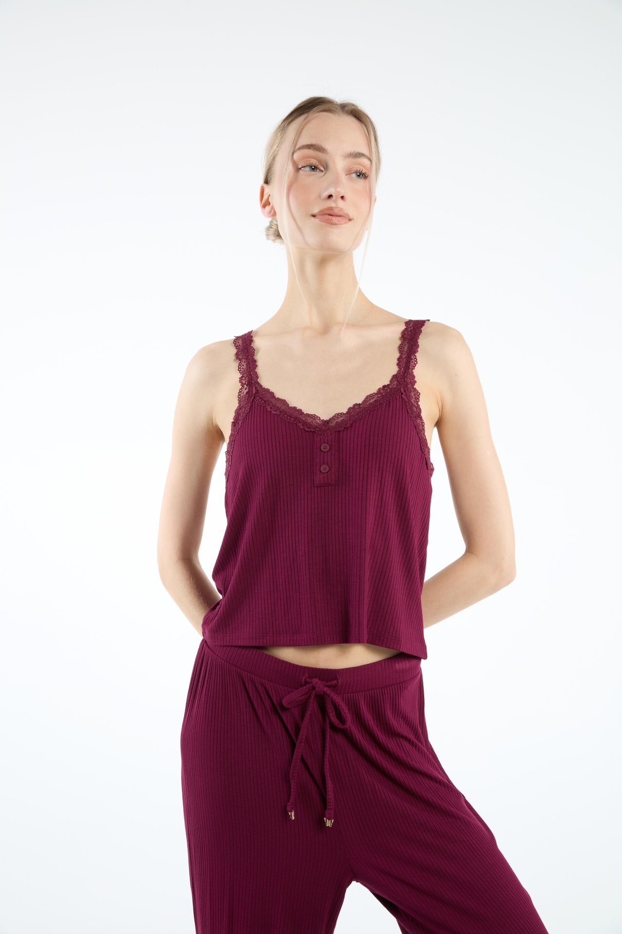 NY109-01_05_256_0182 NY109-01_05_256_0182