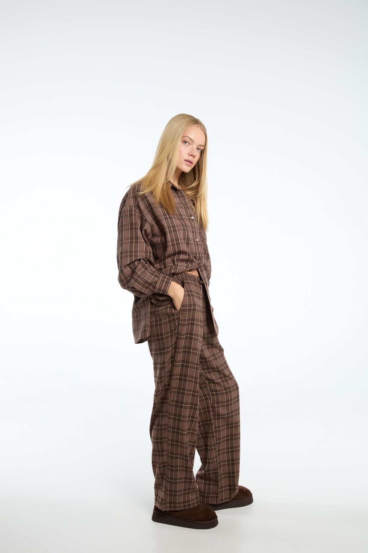 NY109-02_02_022_0681 NY109-02_02_022_0681