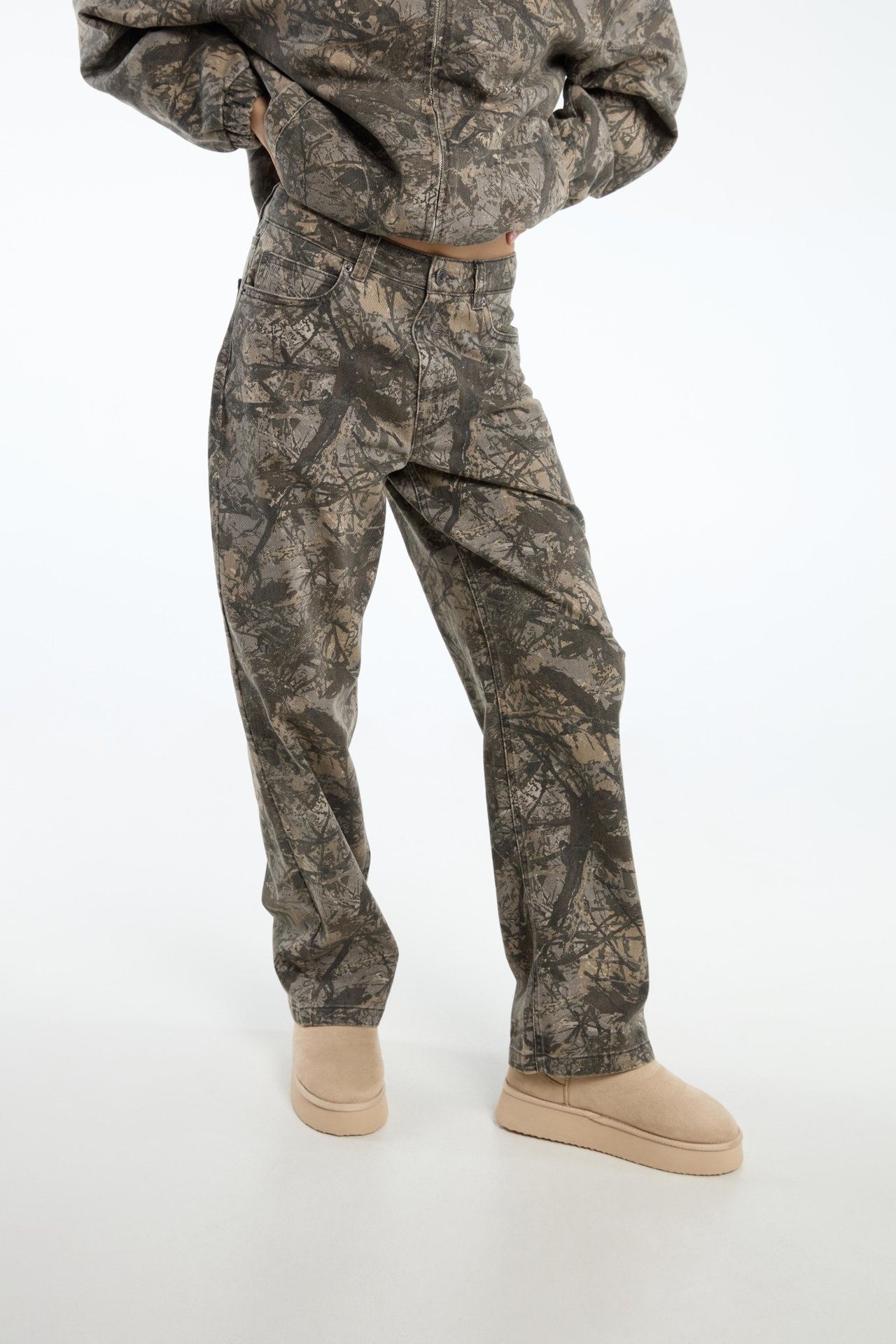 NY109-02_02_022_0697 NY109-02_02_022_0697