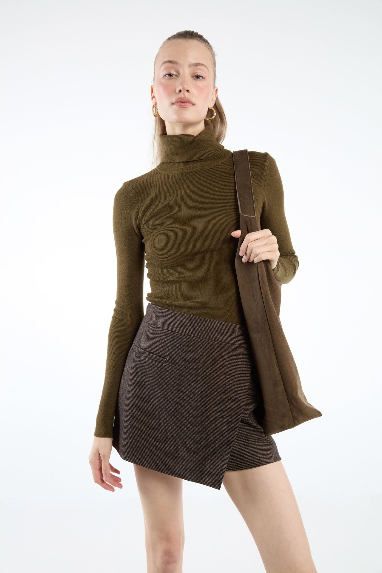 NY109-03_01_130_1136 NY109-03_01_130_1136