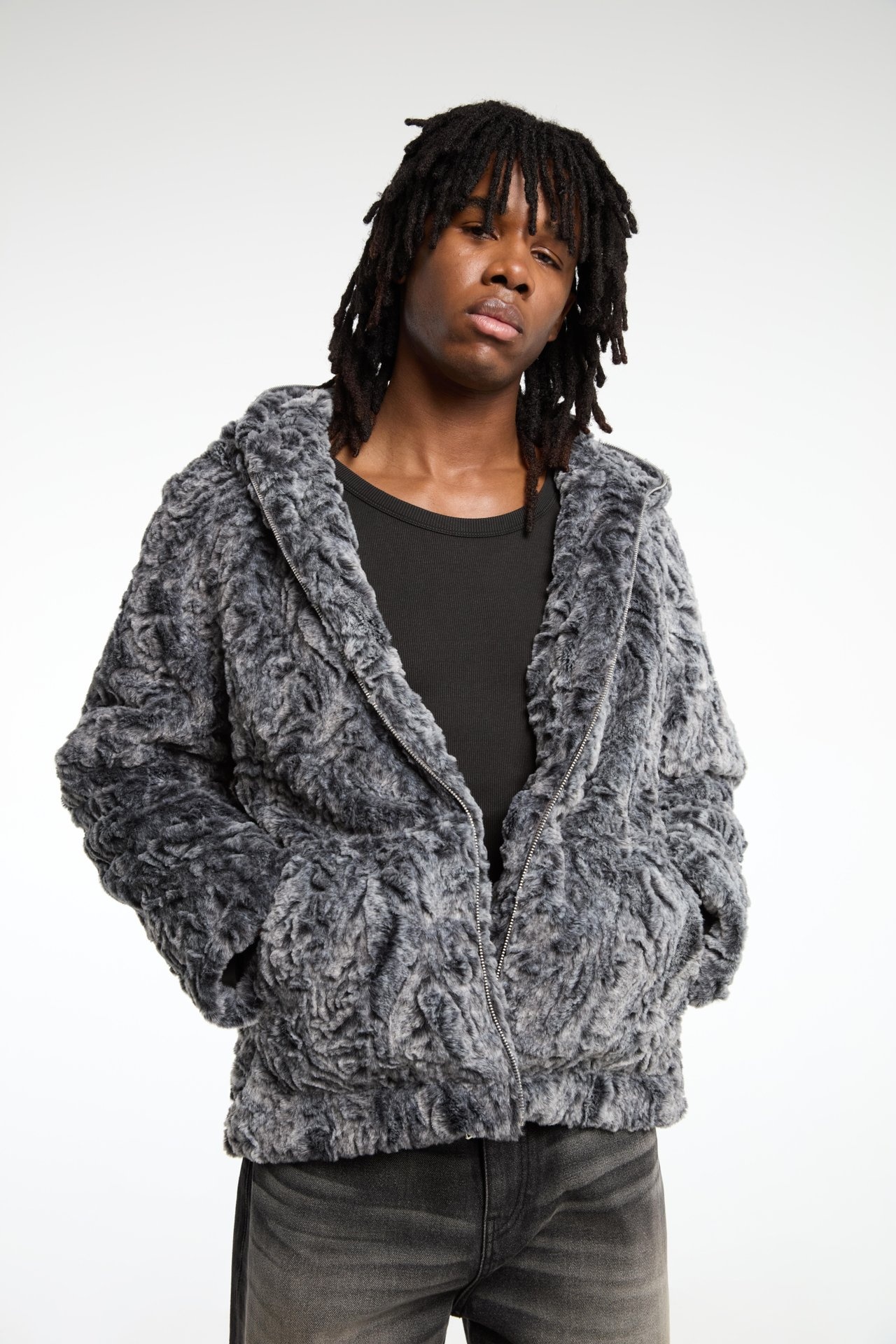 NY109-05_03_152_1033 NY109-05_03_152_1033