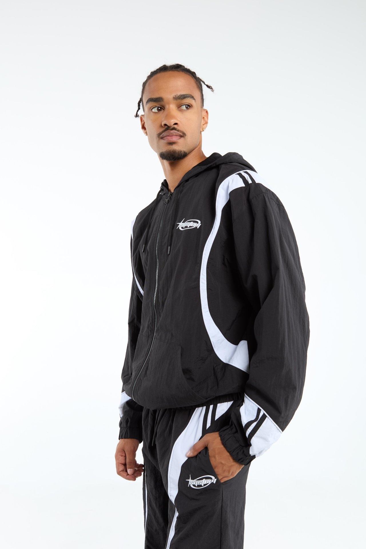 NY109-05_03_152_1034 NY109-05_03_152_1034